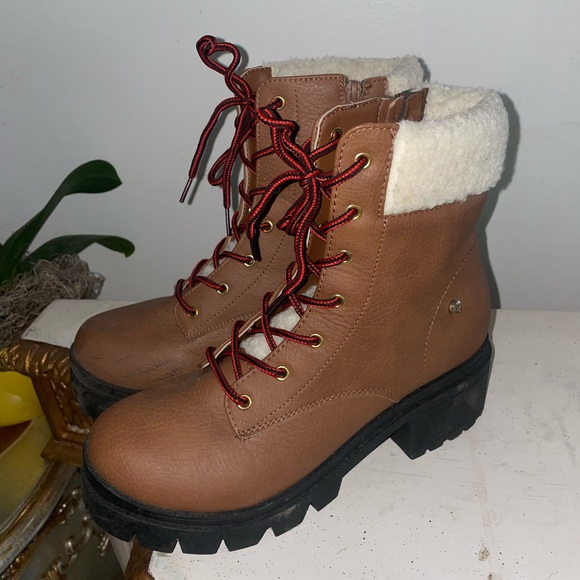 Juicy Couture Brown Sherling Boots 9.5 - Picture 5 of 8